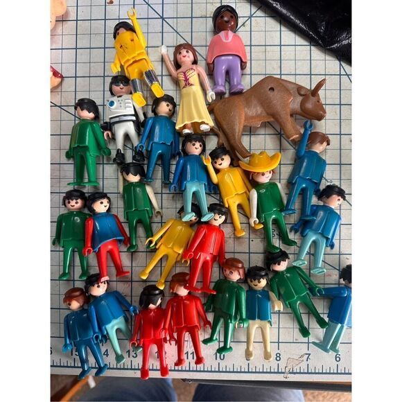 PLAYMOBILE figure bundle retro vintage playset 193 9529 - Picture 1 of 2